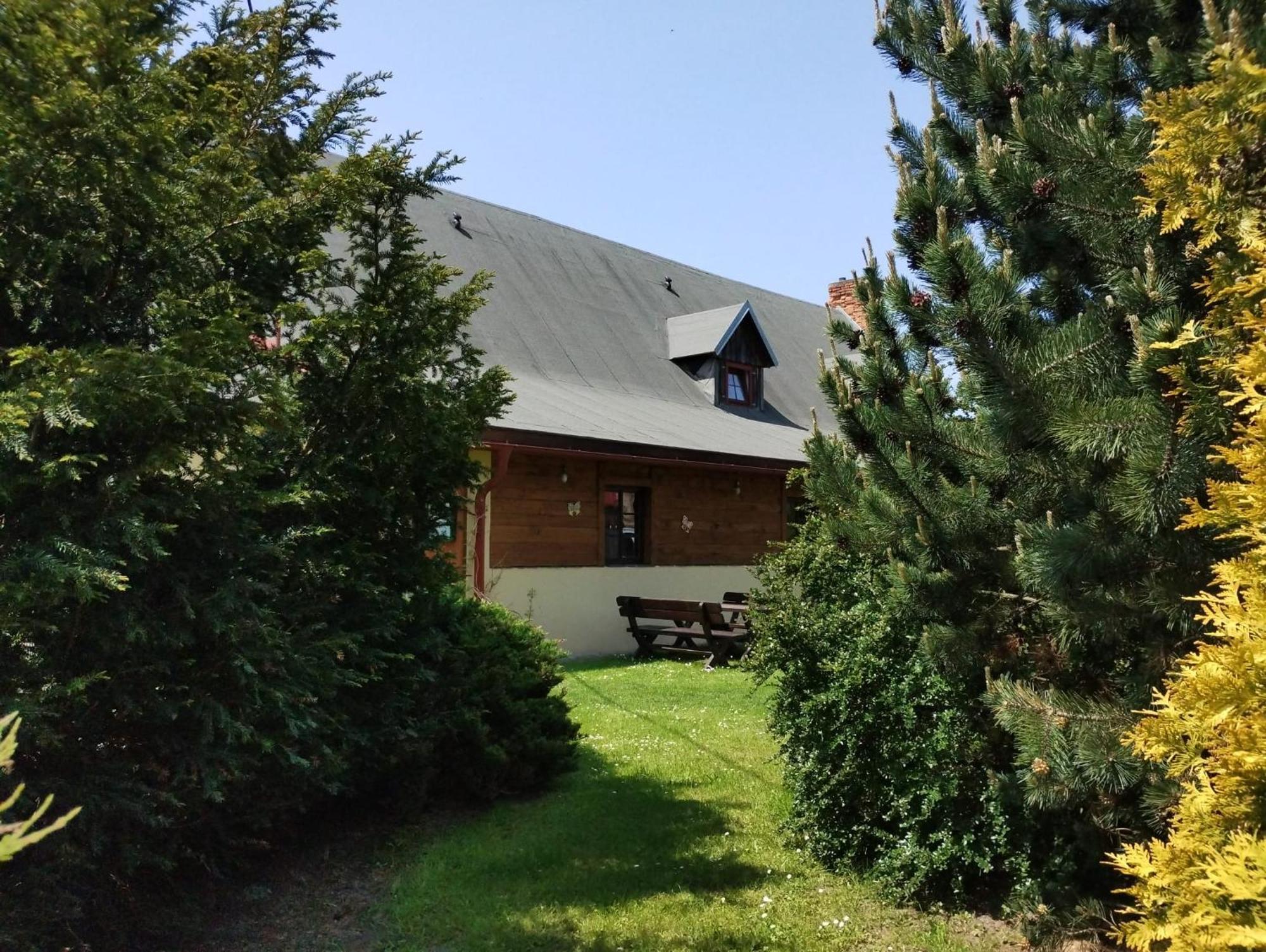 Penzion Kelt Hotel Zator Exterior photo